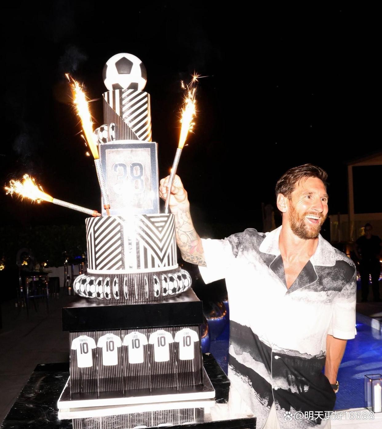 瑞典鏖战摩洛哥,梅西高光表现 瑞典鏖战摩洛哥,梅西高光表现