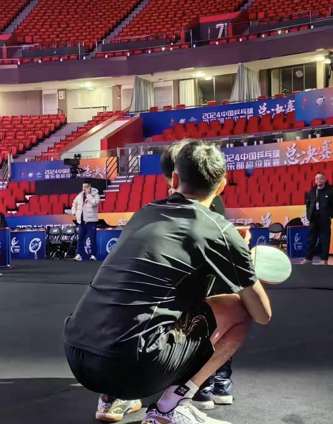 英格兰队鏖战德国队,许昕高光表现 英格兰队鏖战德国队,许昕高光表现