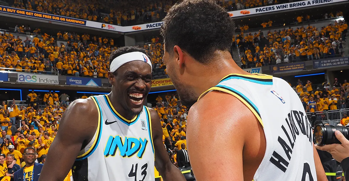 步行者碾压山东队,西亚卡姆点燃赛场 步行者碾压山东队,西亚卡姆点燃赛场