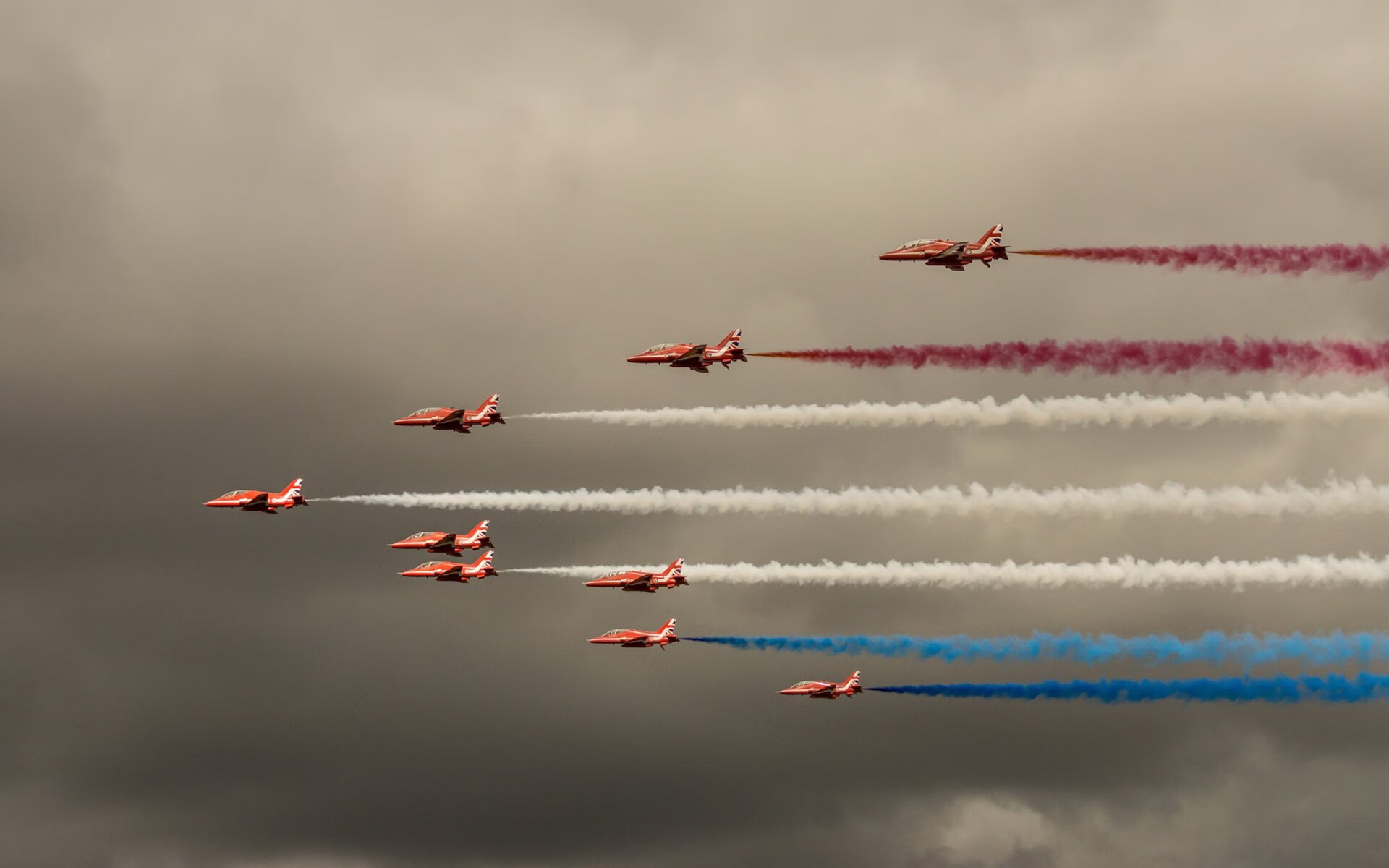 三分线外的审判官,乔治的死亡之瞳如何让总决赛之夜提前落幕