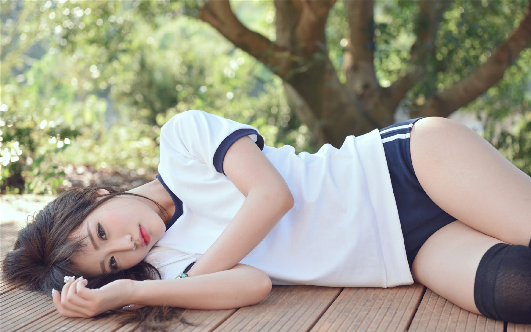 绿茵场上的哲学辩论，当那不勒斯的拉丁血统遭遇沙漠新贵，马丁内利如何用匕首切割钢铁？