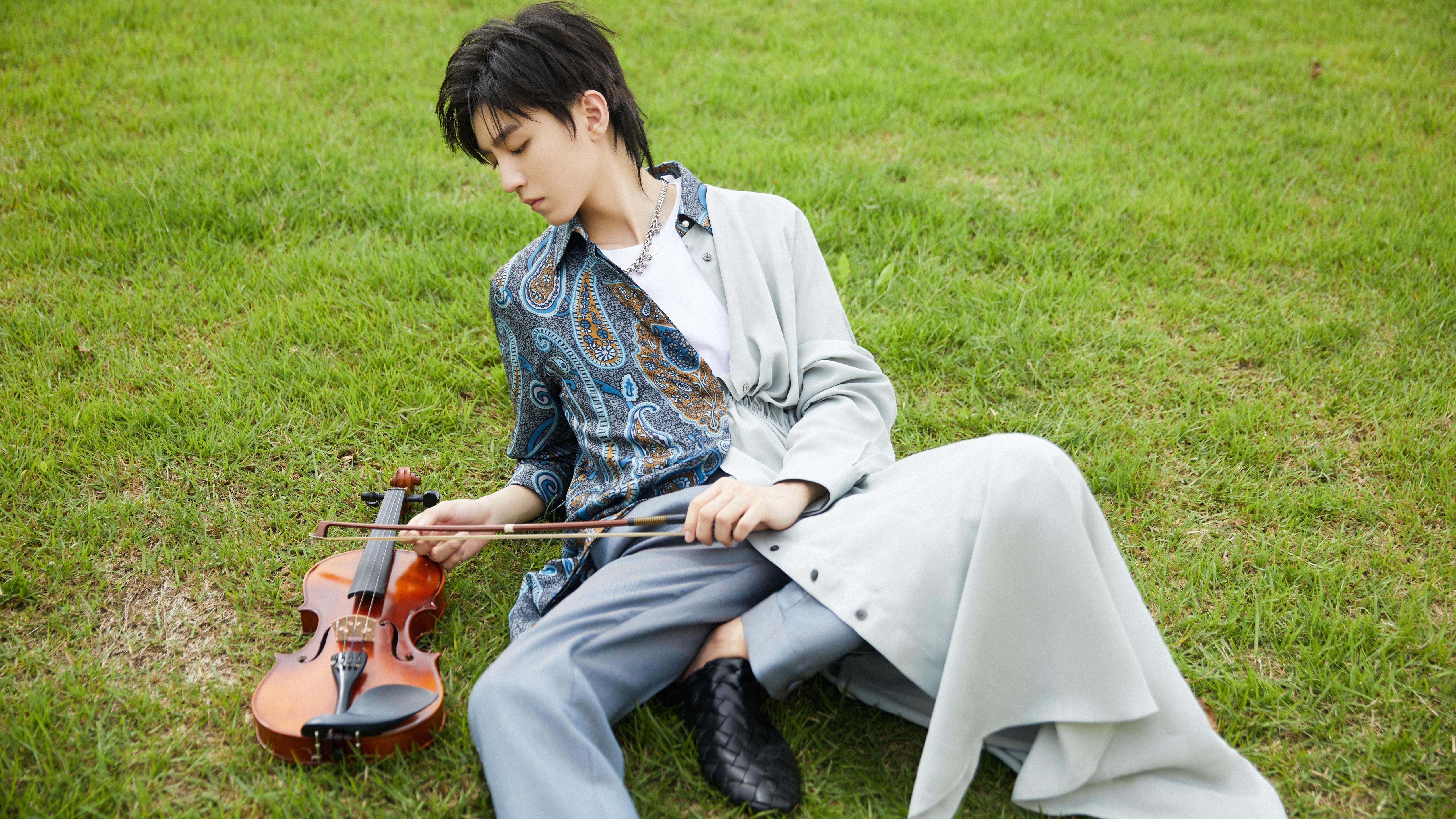 绿茵征服者，爱尔兰战术铁幕窒息厄瓜多尔，巴尔韦德一剑封喉诠释关键先生真谛