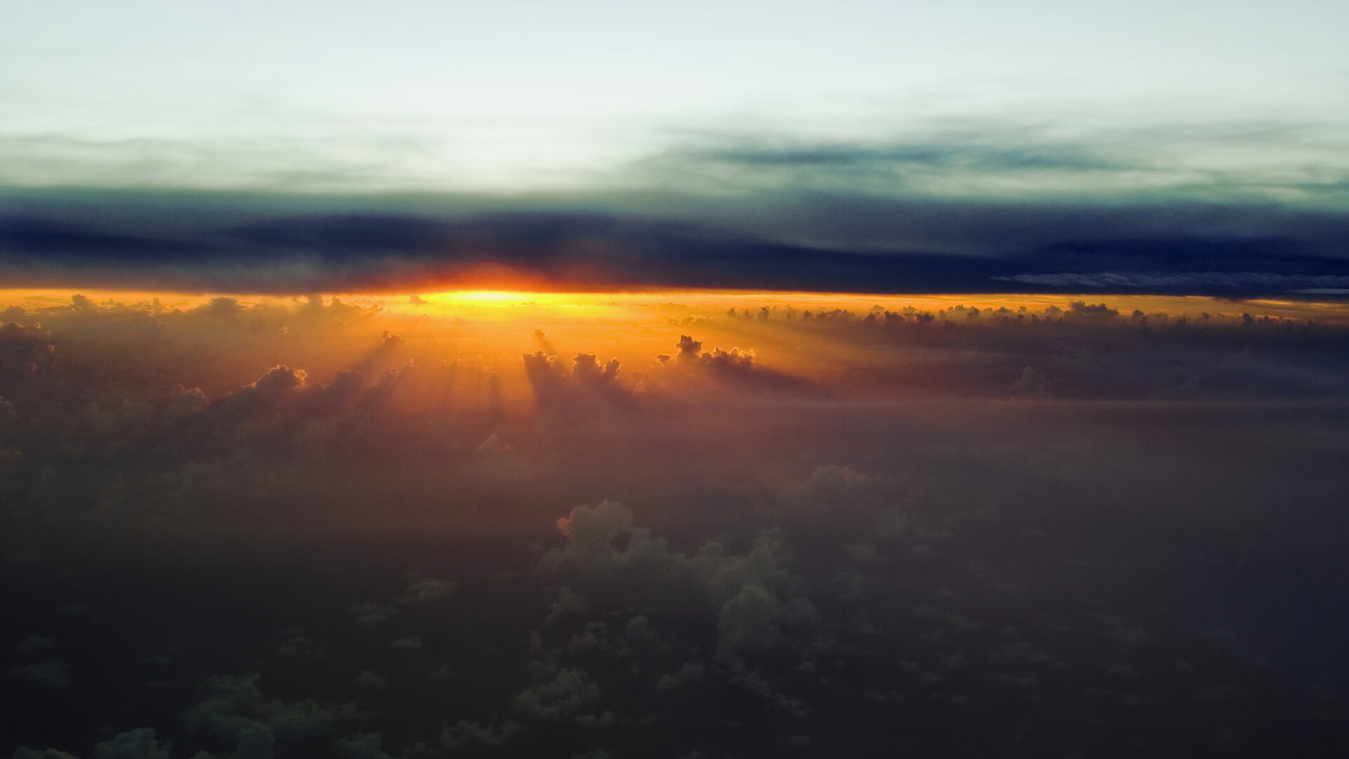 绿茵启示录，当阿尔瓦雷斯的刀锋切开乌克兰铁幕，我们看见了足球的两种真相